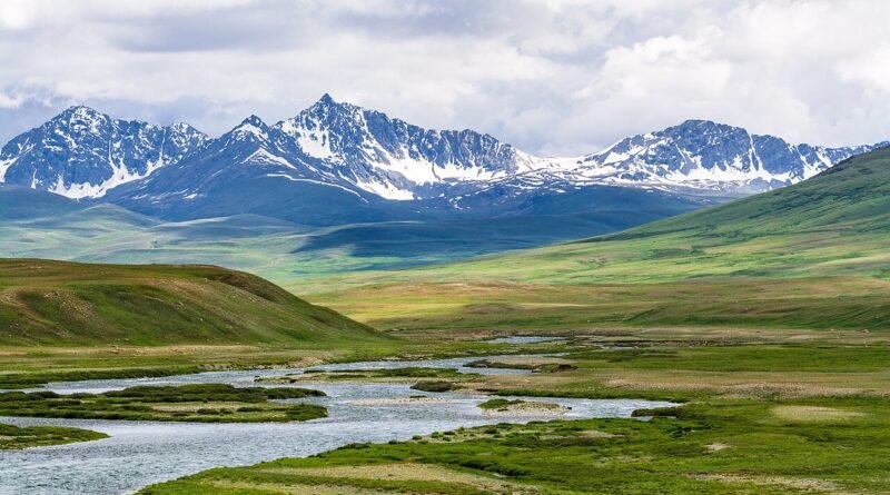 Deosai National Park: Pakistan's Land of Giants Guide
